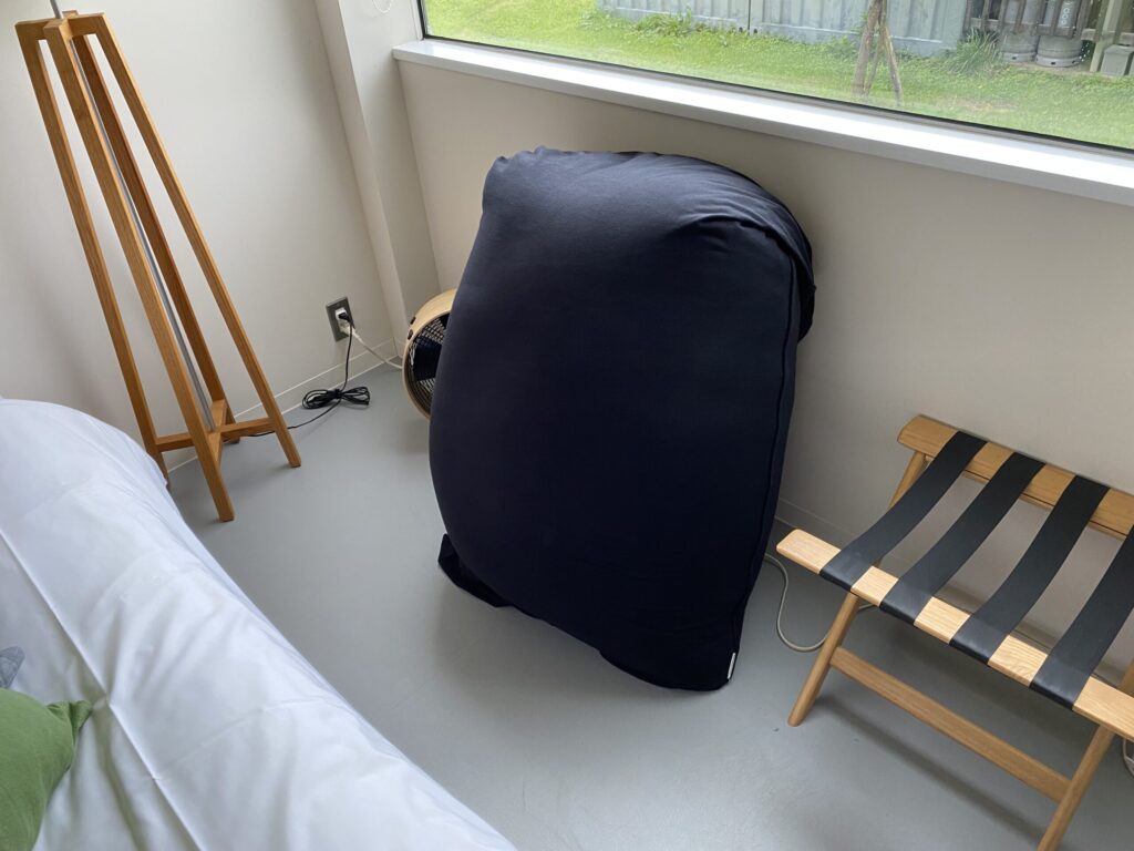 藤乃煌の部屋にあるヨギボー。ゆっくりくつろぐことができる