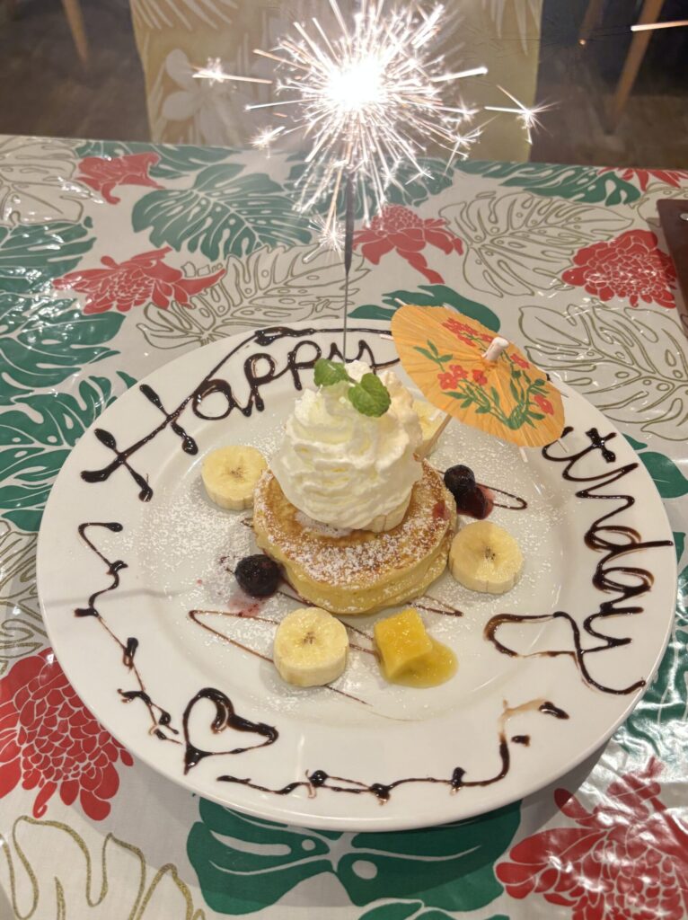 ハレノヘア誕生日パンケーキ