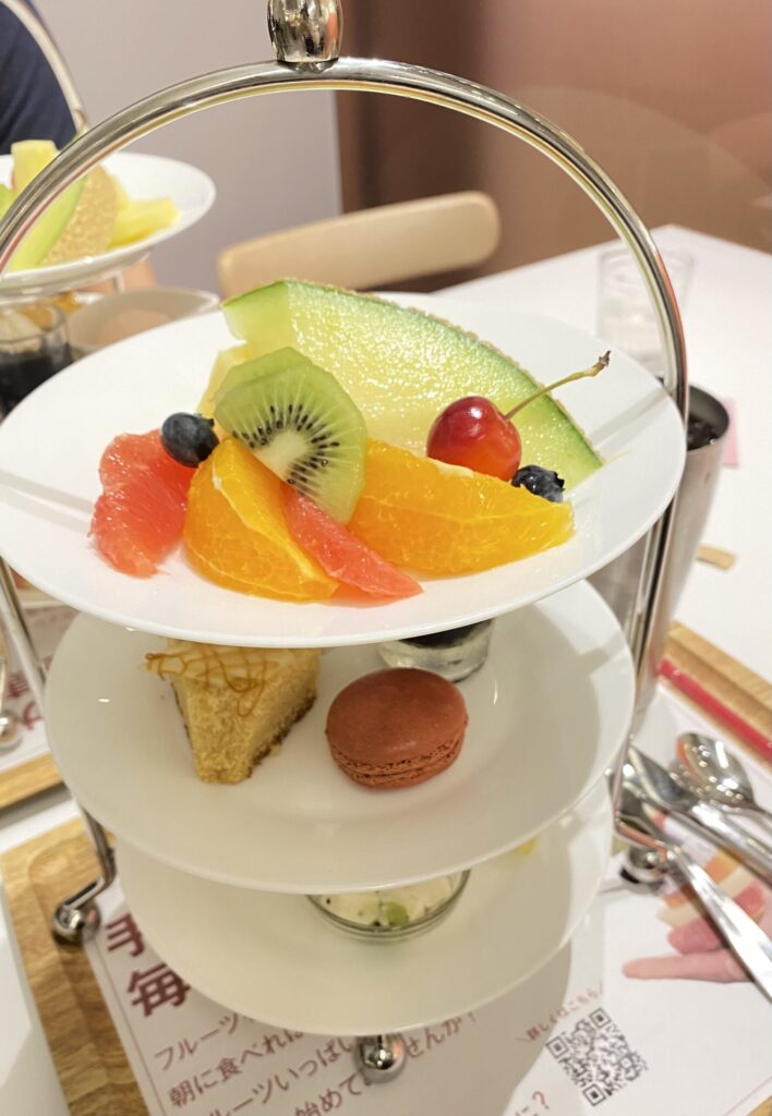 横浜駅で食べられるフルーツアフタヌーン