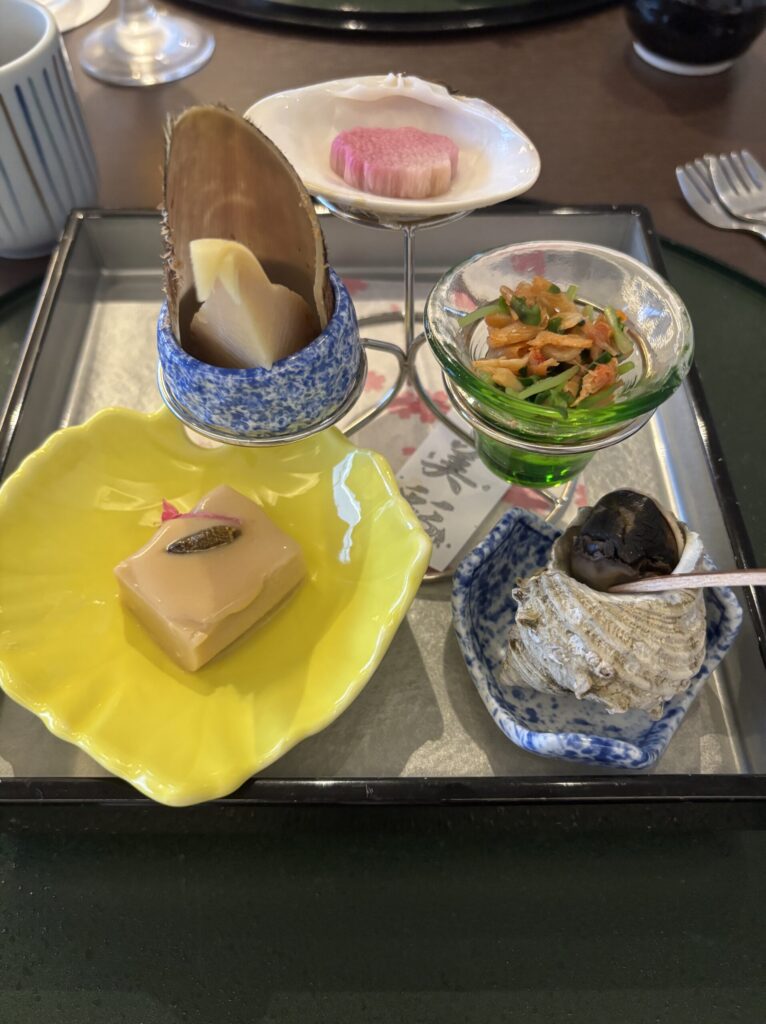 レジーナリゾート鴨川の夕飯。前菜