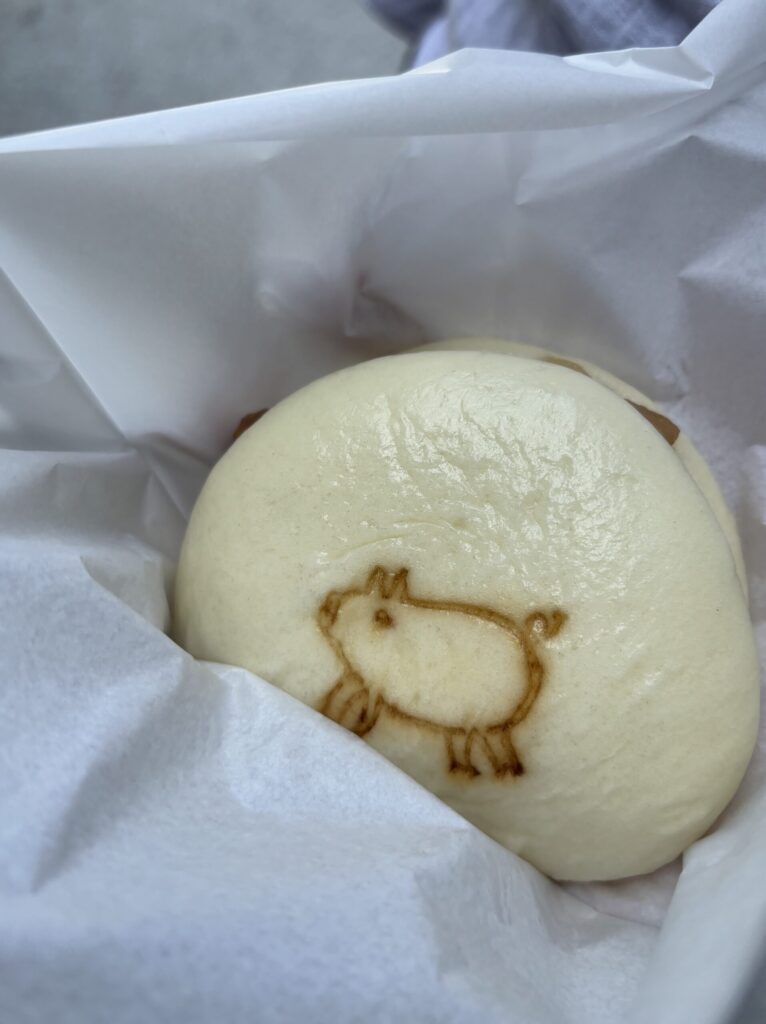 道の駅湘南ちがさきの希少な豚まん