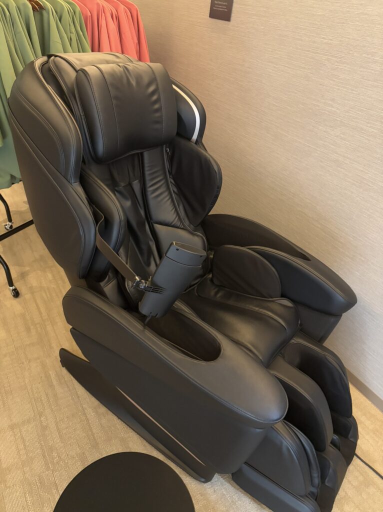 グランレトーレ湯河原の大浴場近くにあるマッサージ器。無料だった