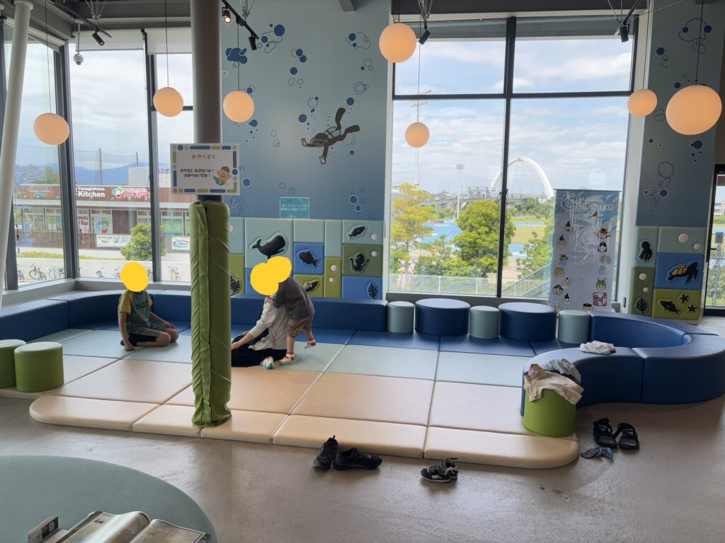 道の駅湘南ちがさきのフードコートにあるキッズコーナー