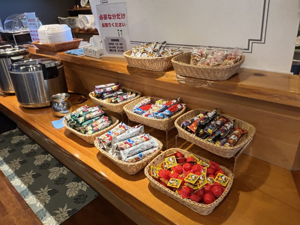 ホテルカターラのお菓子