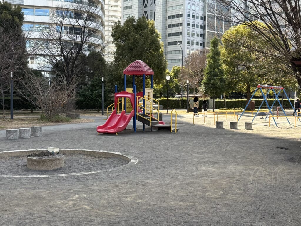 高島中央公園遊具