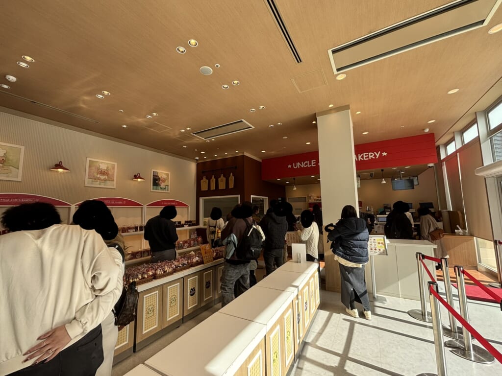 アンパンマンミュージアムのパン工場店内