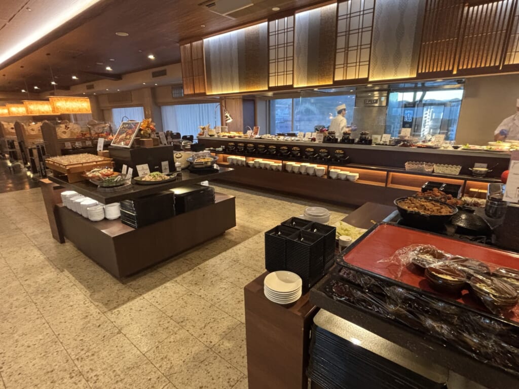 夕食ビュッフェ