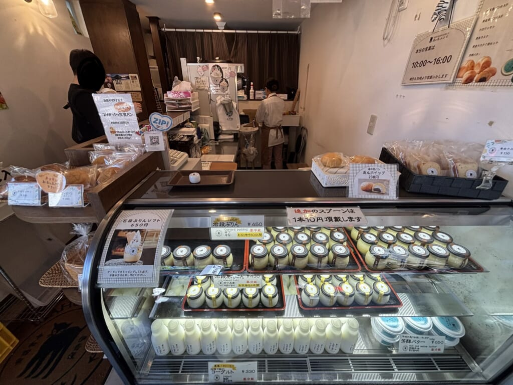 伊香保ベーカリー の店内